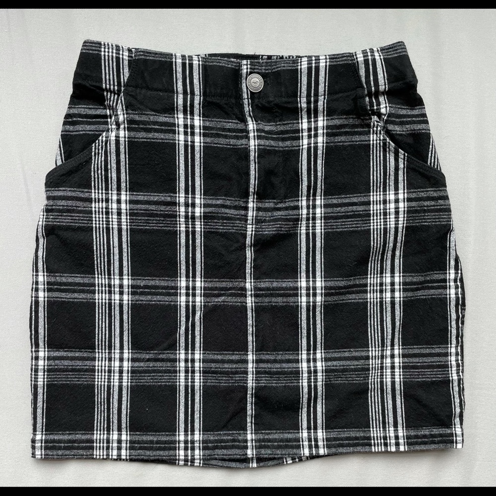 Hollister Black and White Plaid Skirt